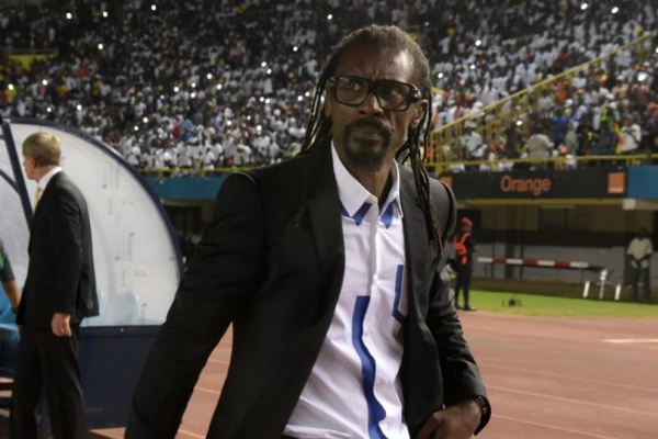 Тренер Алиу Сиссе заявил, что не увидел физической разницы между игроками сборных Японии и Сенегала - Фото 1