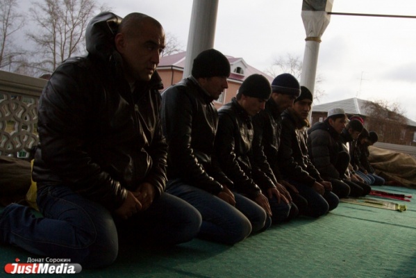 Мусульмане переедут из центра Екатеринбурга на ВИЗ. Соборную мечеть построят на берегу Верх-Исетского пруда - Фото 1