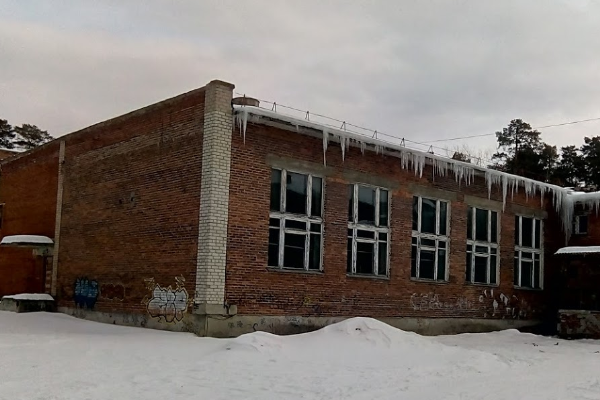 Министерство обороны РФ передало в собственность Екатеринбургу школу в 19-ом военном городке - Фото 1