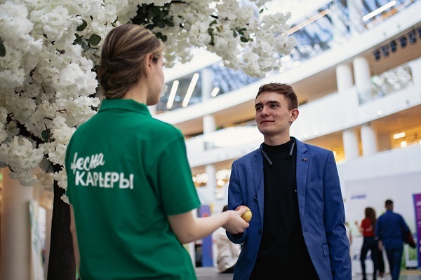 Уральским студентам предложили трудоустройство в крупных российских и международных компаниях - Фото 1