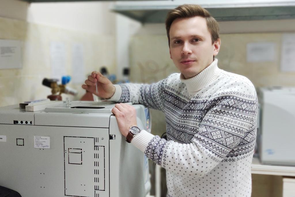 В Екатеринбурге аспирант УрФУ создал новый тип солнечных батарей - Фото 1