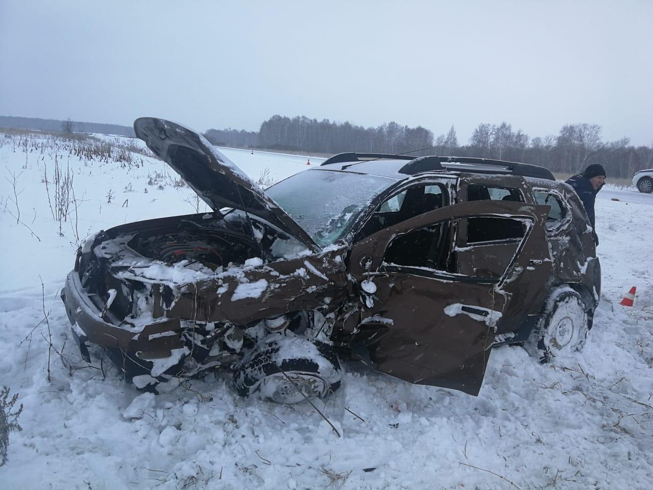 В Байкаловском районе в страшной аварии пострадали 5 человек - Фото 1