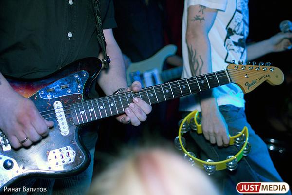 Как научиться играть на гитаре - Фото 1