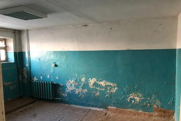 Мэрия Екатеринбурга предлагает НКО в аренду убитый подвал с раскуроченным полом - Фото 2