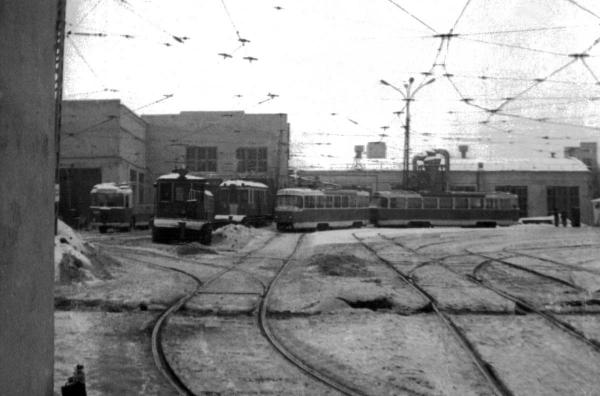 Демонтаж рельсов на Свердлова и 40-градусные морозы. Как работали свердловские трамвайщики в конце 1970-х в спецпроекте «Е-транспорт» - Фото 3