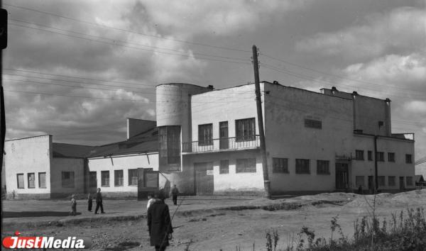 Какие кинотеатры появились в Свердловске в 1930 годы - Фото 3