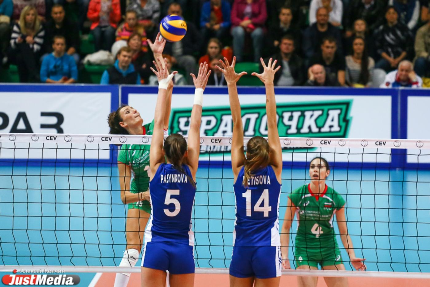 «Только со стороны кажется, что он все время кричит». Новички ВК «Уралочка-НТМК» рассказали, как влились в команду - Фото 1