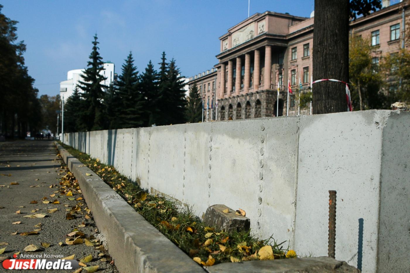 Обносить штаб ЦВО забором военных вынудили писающие мальчики. ЭСКИЗ ПРОЕКТА - Фото 1