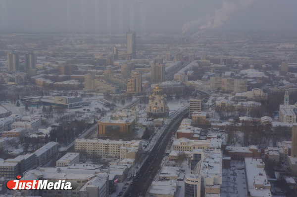 Топ-6 интересных фактов про Екатеринбург. Когда появились первые рестораны, сколько людей строили Храм-на-Крови и на чьи деньги воздвигли памятник Пушкину - Фото 1