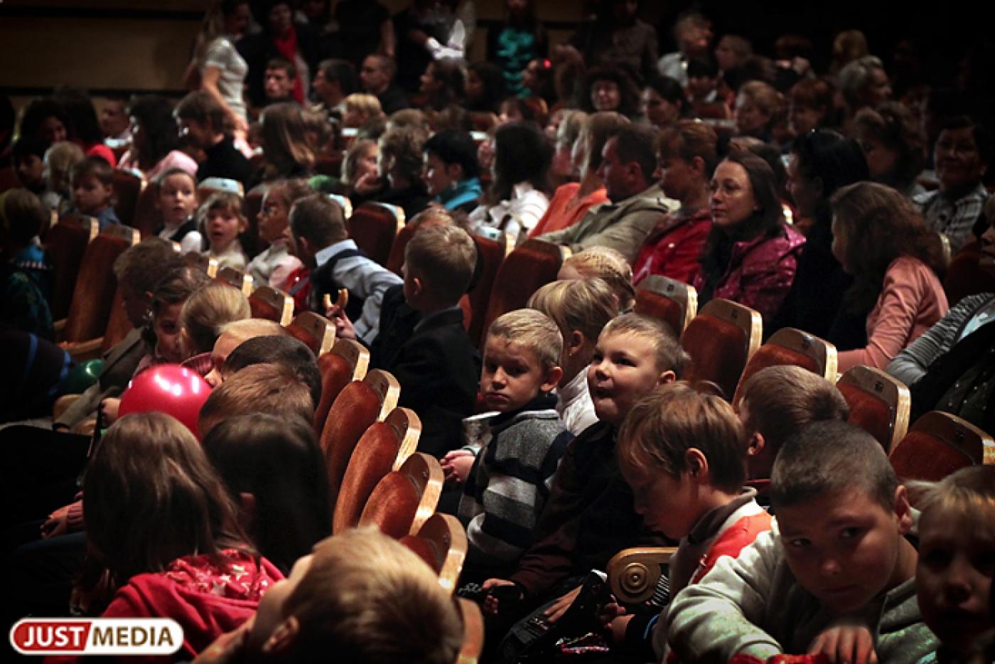 В Екатеринбурге французский уличный театр покажет кукольный спектакль «Старик и море» - Фото 1