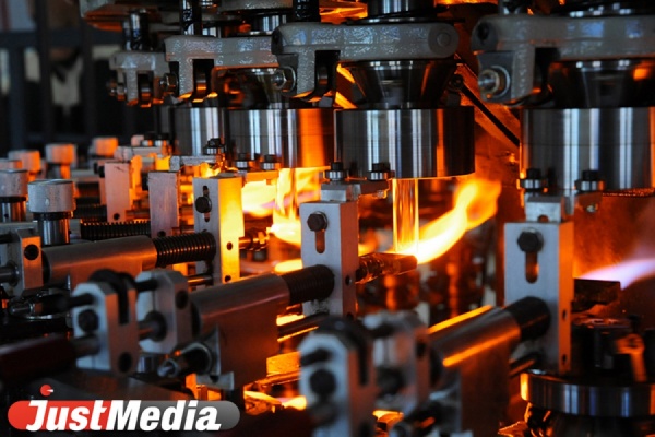 В ходе плановой проверки на БАЗе выявлено семьдесят нарушений Трудового кодекса - Фото 1