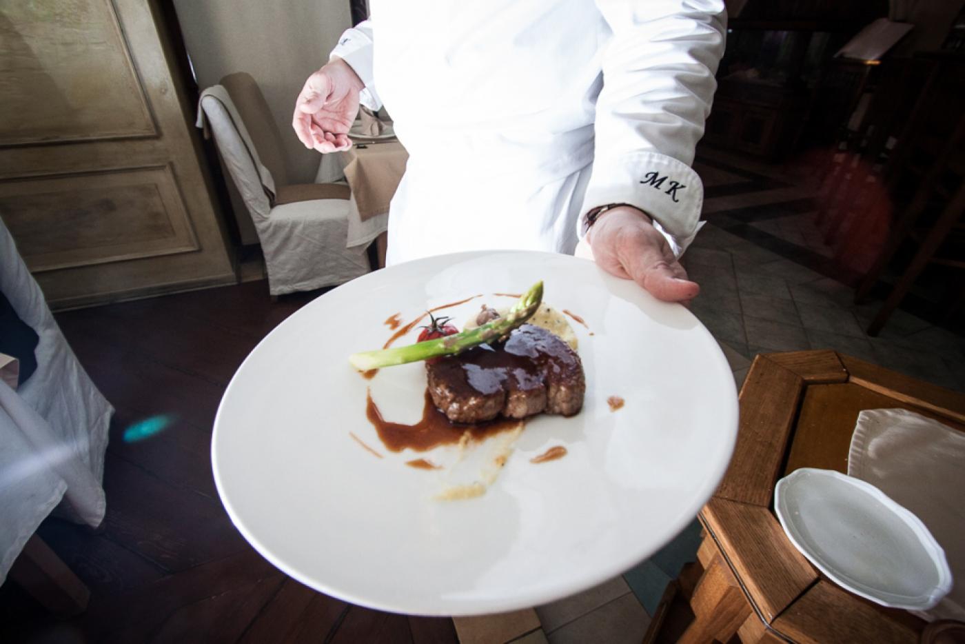 Проводы быков. В Екатеринбурге прощаются с американской мраморной говядиной - Фото 1