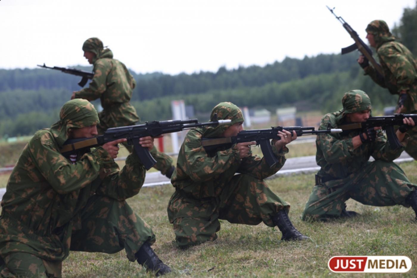 Заказ Минобороны: 3 тысячи 676 свердловских призывников отправятся на службу в армию - Фото 1