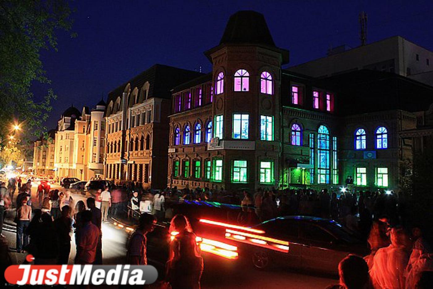 Екатеринбуржцы «скинулись» на документальное кино об архитектуре - Фото 1