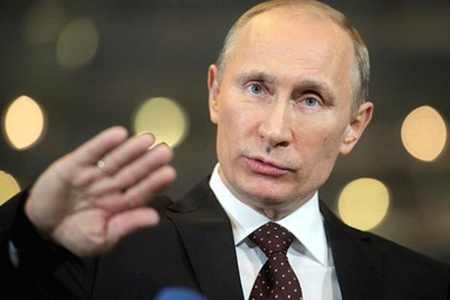 Включи его. Владимир Владимирович Пукин. Путин Пукин. Путин коррупция. Путин коррупционер.