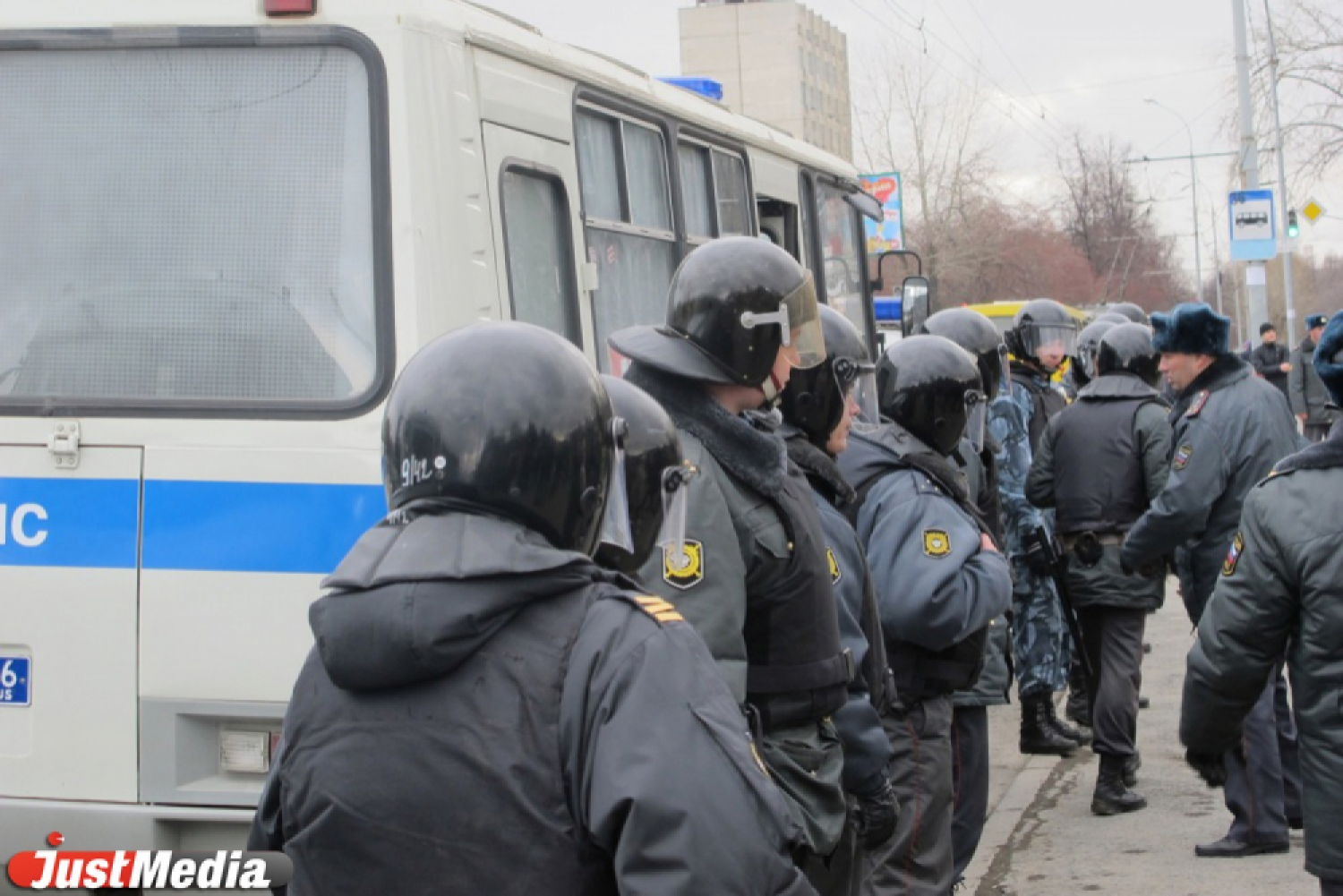 Решили объединить усилия: в Екатеринбурге появится единая дежурная часть  для полиции и частной охраны. Общество - JustMedia.ru, 15.05.2013