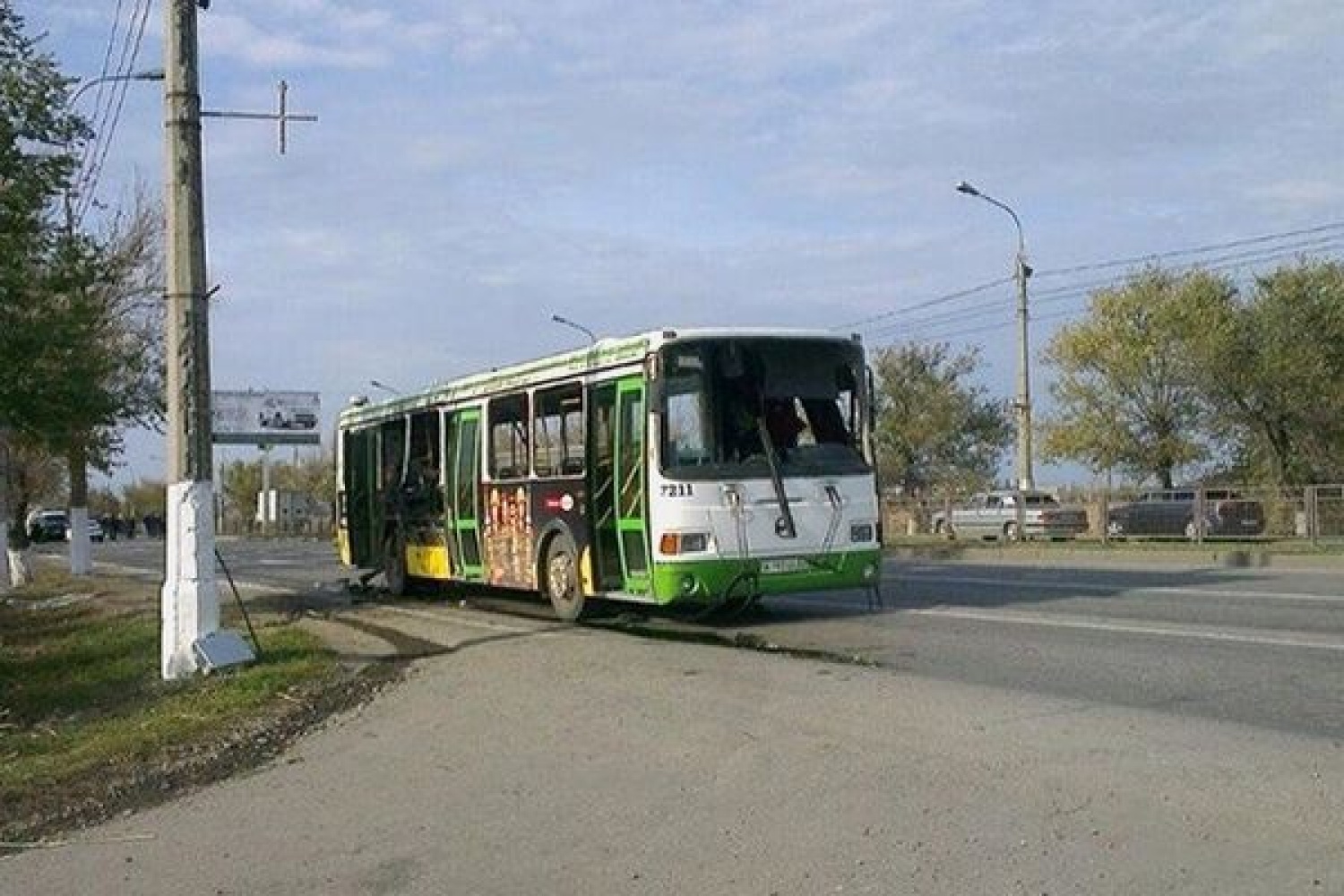 21 автобус волгоград. Взрыв автобуса в Волгограде 2013. Теракт в Волгограде автобус. Взрыв автобуса в Волгограде в 2013 году. Взорванный автобус в Волгограде.