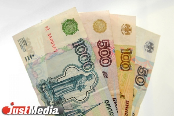В Нижнем Тагиле ищут мошенников, которые выманили у пенсионеров 900 тысяч рублей - Фото 1