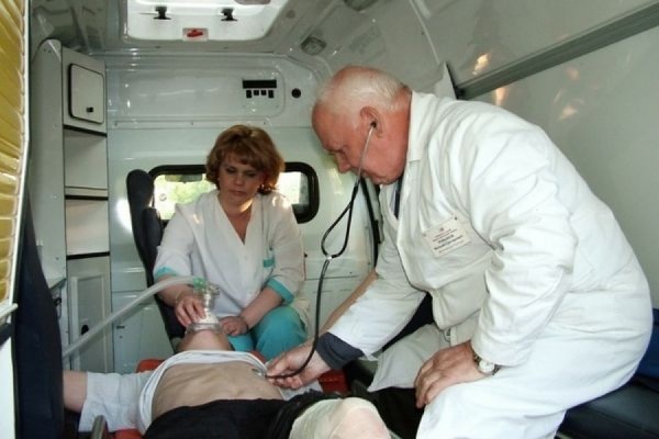 В 2014 году московских врачей скорой помощи начнут штрафовать за неправильный диагноз - Фото 1
