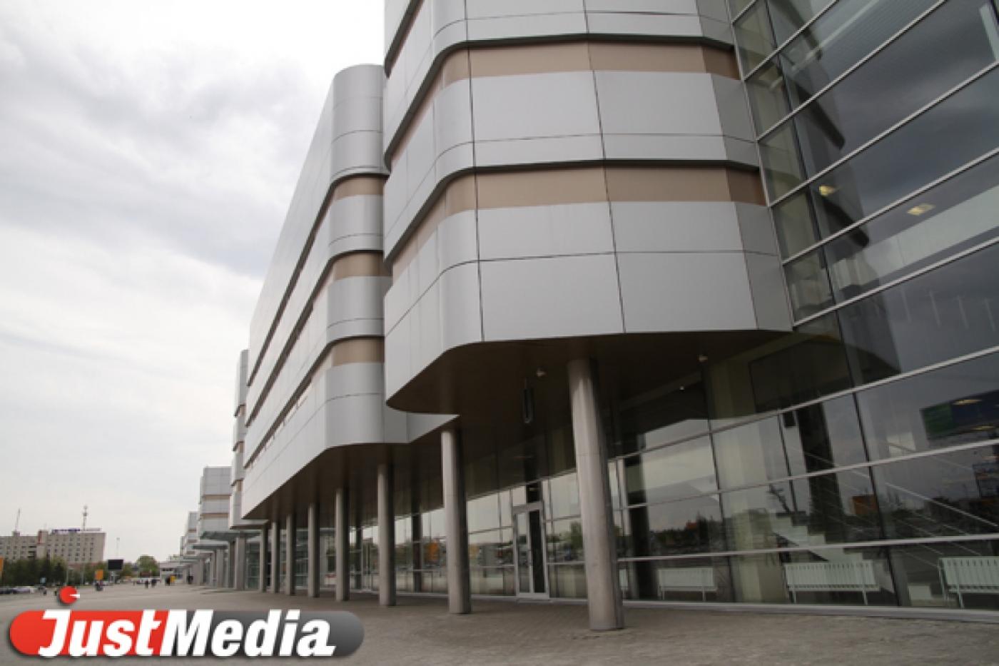 «Акции «Кольцово» и миллиард бюджетных средств болтаются неизвестно где». Депутаты хотят вывести чиновников на чистую воду, но Куйвашев ставит точку в деле о КРСУ - Фото 1