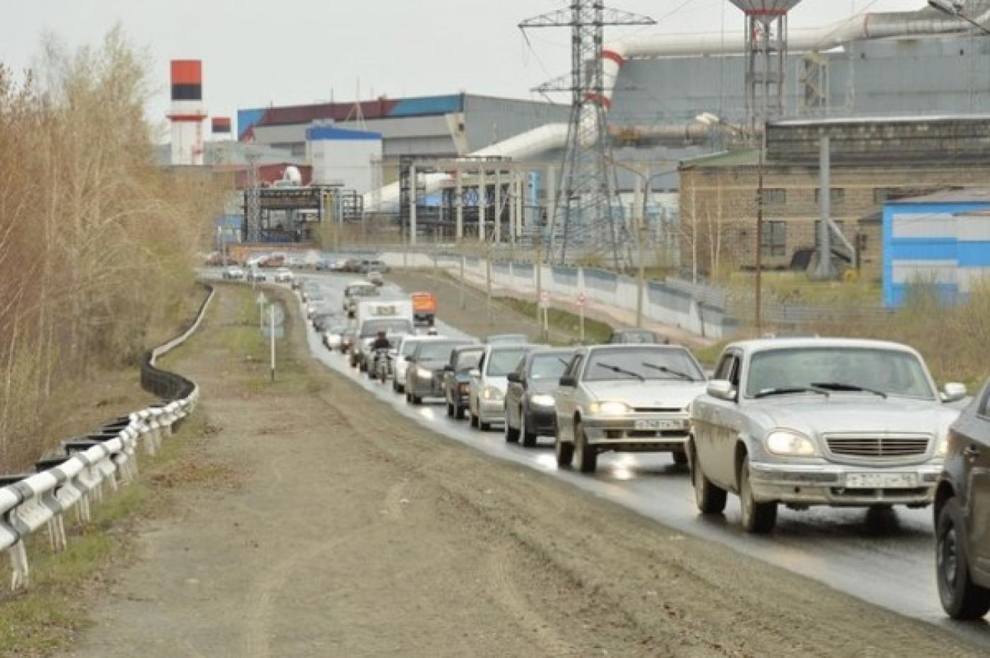 Полевской ударил по бездорожью автоямопробегом. Местные власти поддержали недовольных водителей. ФОТО - Фото 1
