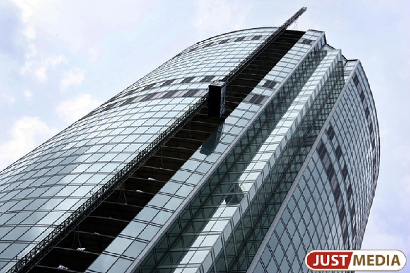 Для уральских застройщиков предлагают ввести жесткие нормы по количеству парковочных мест в бизнес-центрах - Фото 1