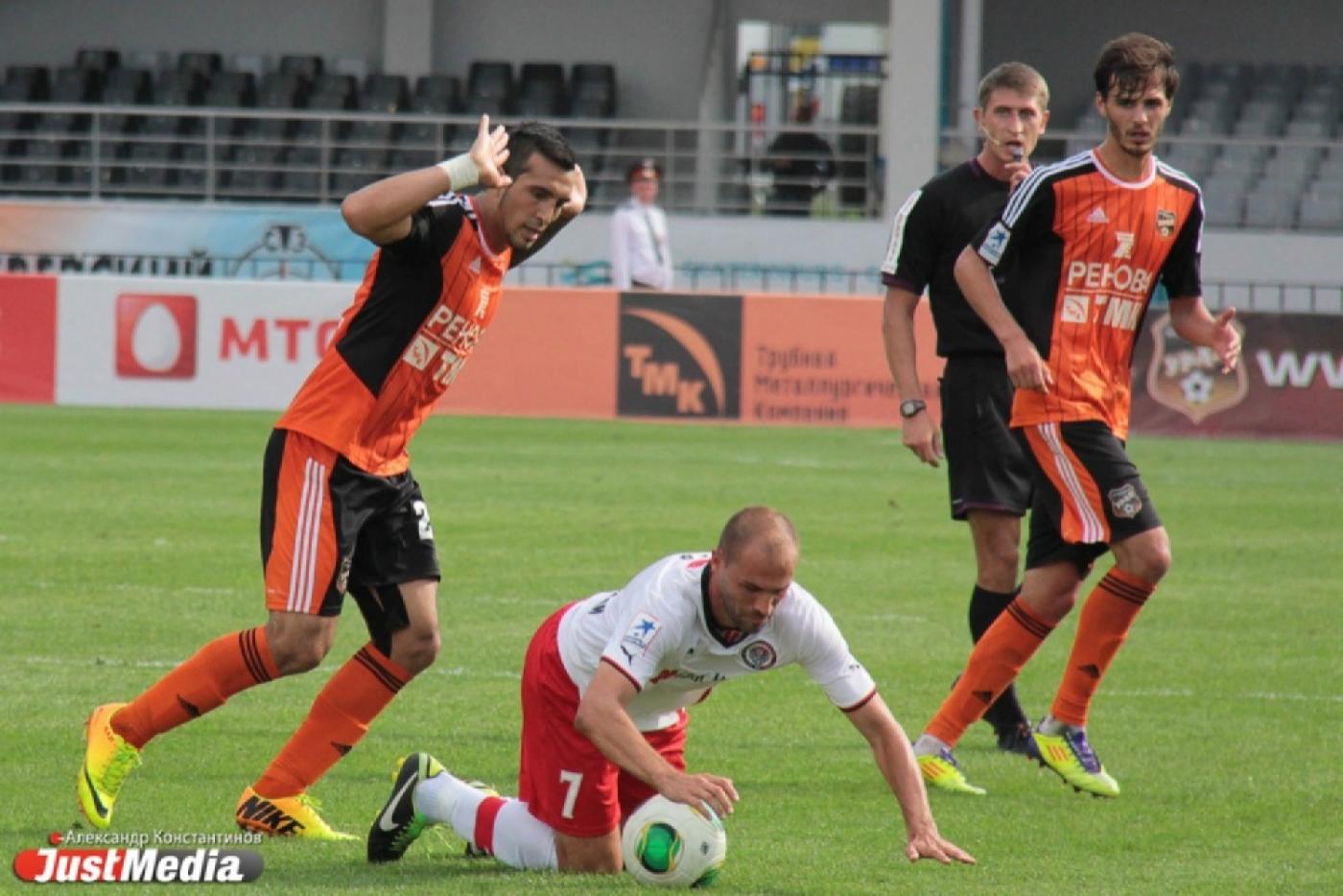 РФПЛ официально признала стадион в Нижнем Тагиле не подходящим для игр высшей лиги - Фото 1