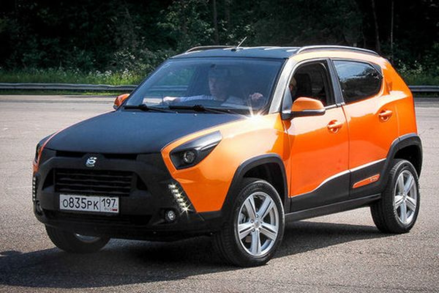 Е производитель. Ё-мобиль кроссовер. Ё-мобиль 2010. Ё мобиль 2013. Ё-Crossback ev.