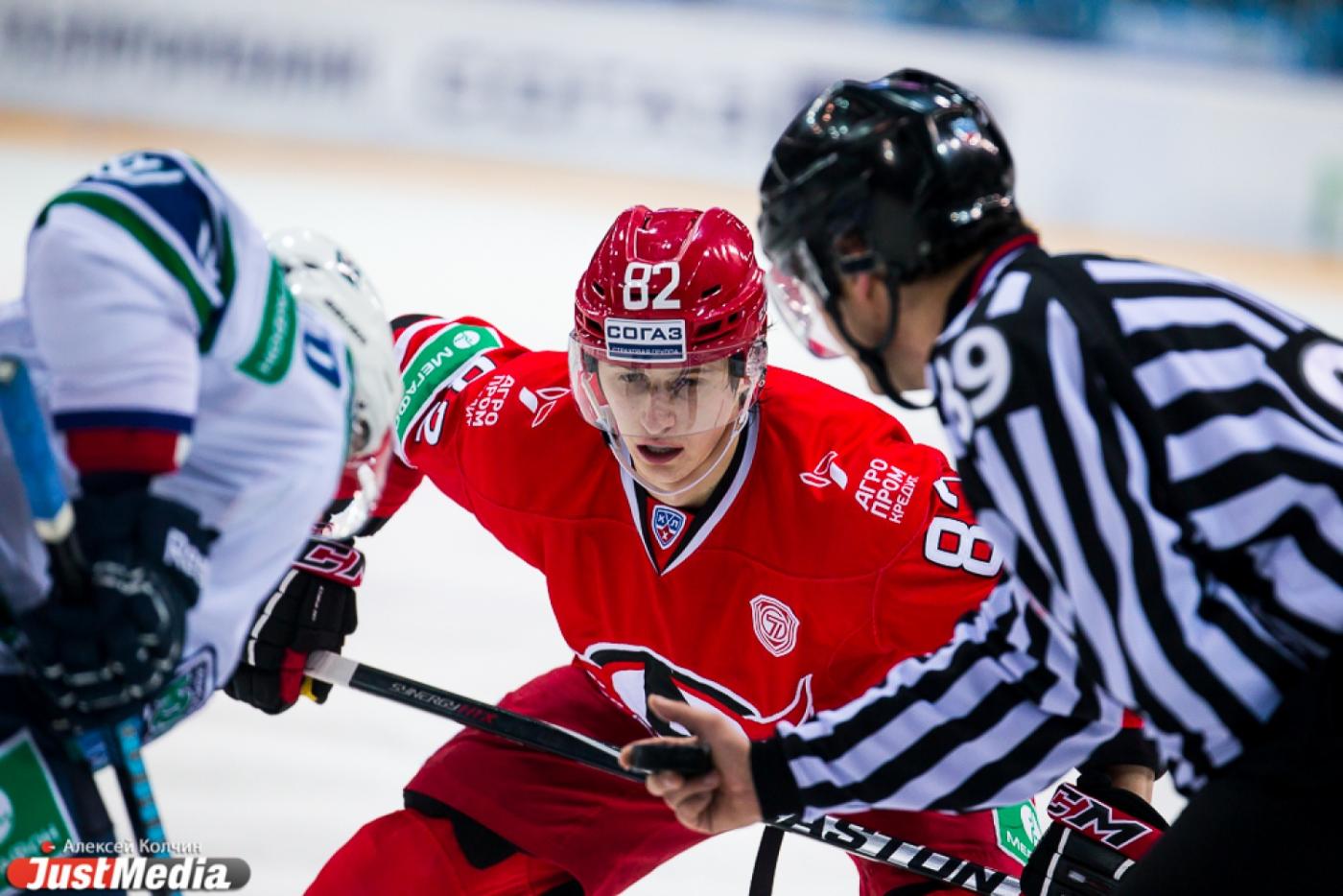 «Автомобилист» выбивает конкурентов из гонки за место в плей-офф - Фото 1