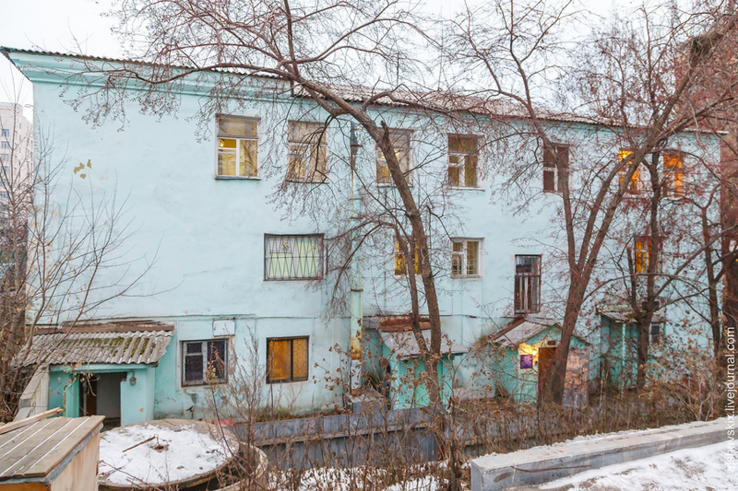 В Екатеринбурге сносят комплекс зданий тубдиспансера и три деревянных дома,  построенных в ХIХ веке . Общество - JustMedia.ru, 08.12.2014