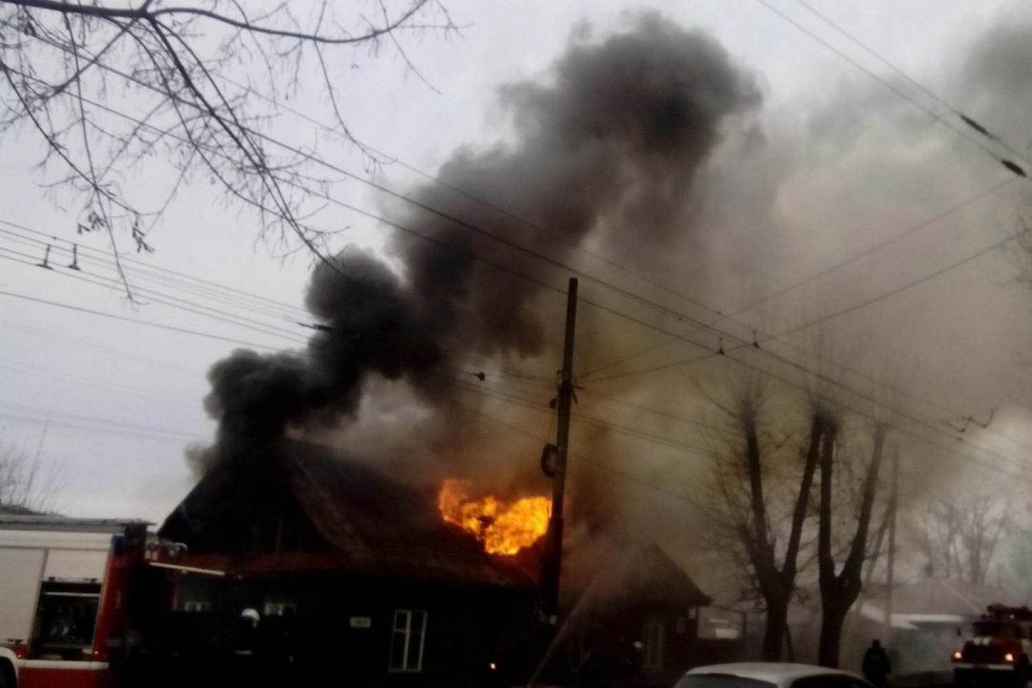 Пожар в екатеринбурге сейчас фото