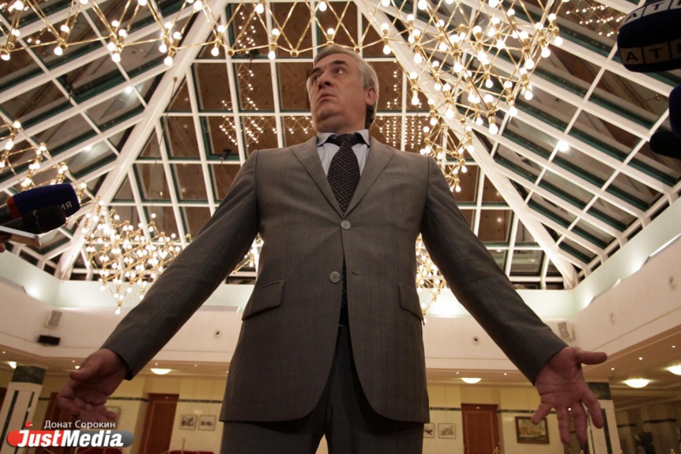 Доктор Силин чуть-чуть списал свою диссертацию - Фото 1