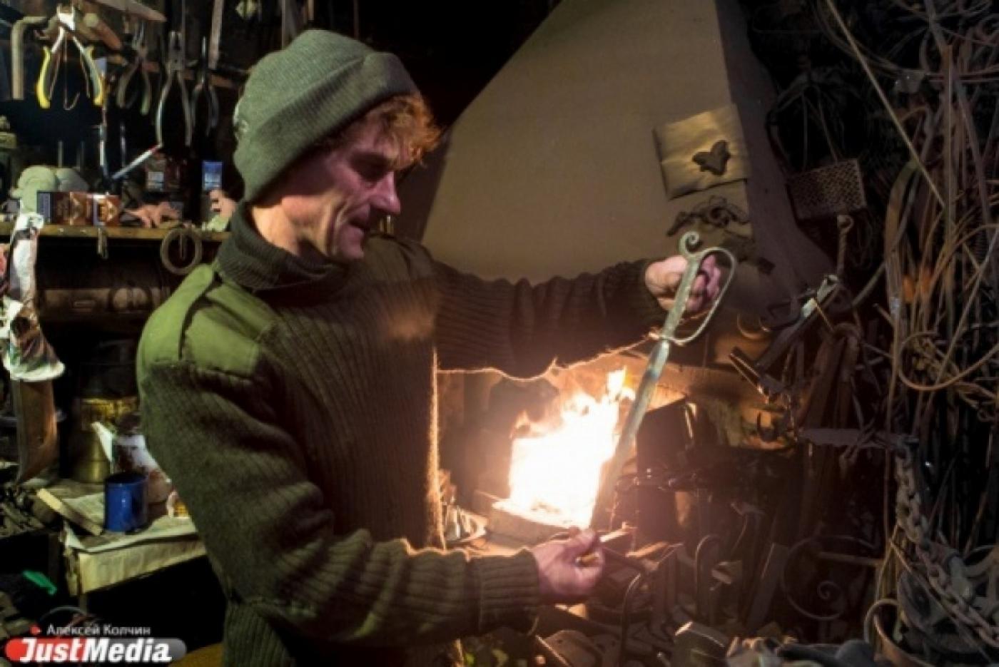 Каждому району Екатеринбурга по блошиному рынку! Новая идея креативного кузнеца Юдина - Фото 1