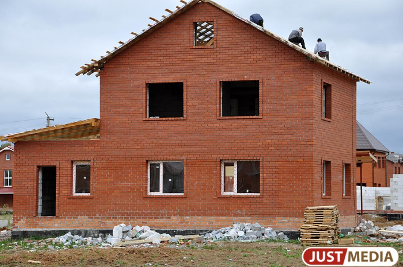 Первого замглавы администрации Сысерти отстранили от должности за махинации с землей - Фото 1