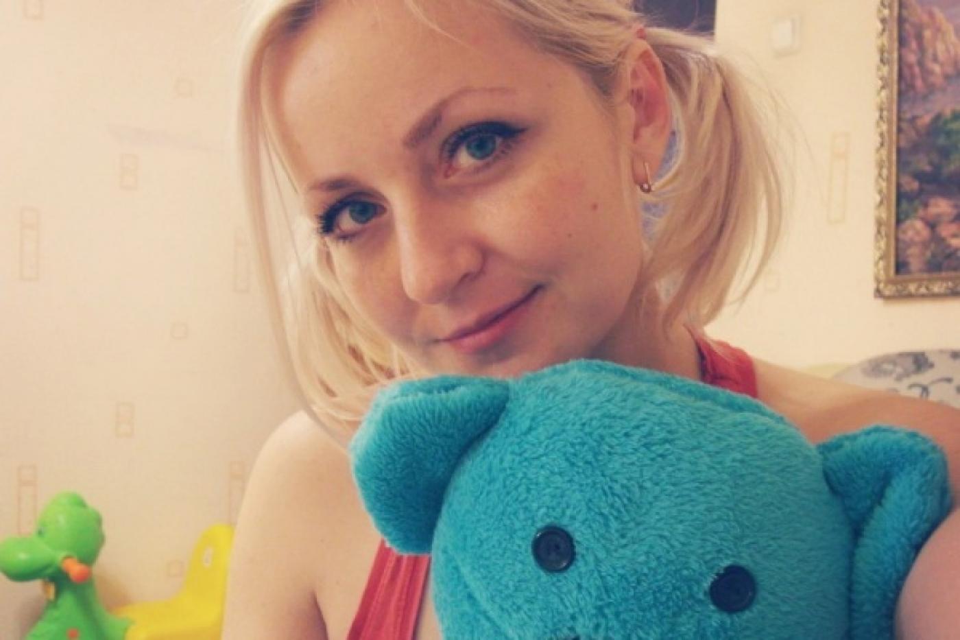 «Где Евгения?». Осужденную за репост воспитательницу отправили в колонию - Фото 1