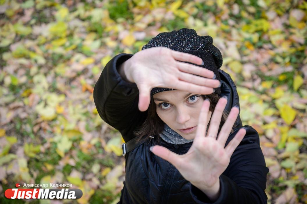 Студентка Полина Зиновьева: «Осень – это пора, чтобы как-то выжить». В Екатеринбурге +3 и мокрый снег. ФОТО, ВИДЕО - Фото 1