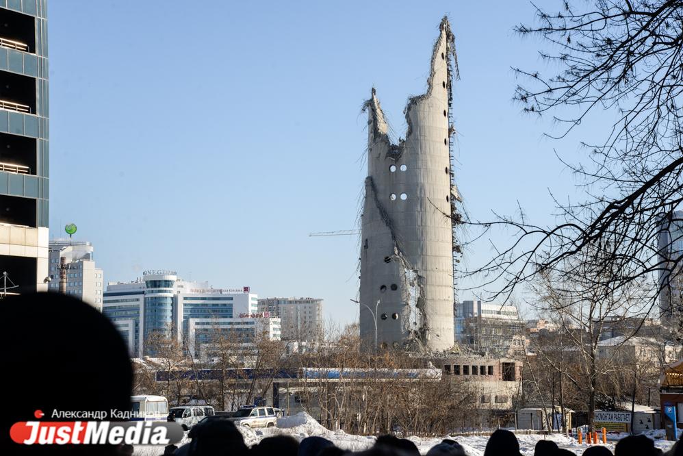 Строительство ледовой арены на месте снесенной телебашни обойдется бюджету минимум в 300 млн рублей - Фото 1