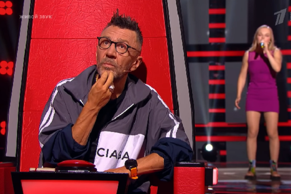 Дочь скандального уральского экс-чиновника прошла в следующий этап «Голоса» - Фото 1