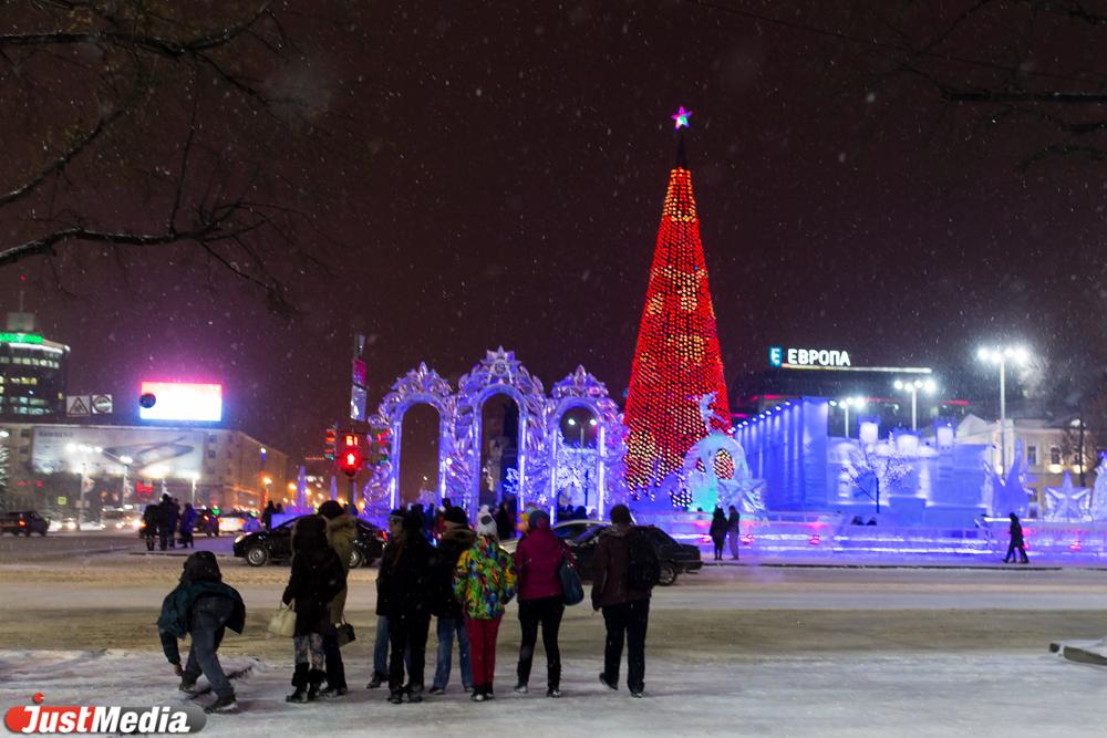 В Екатеринбурге ледовый городок могут перенести в Исторический сквер - Фото 1