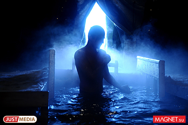 Епархия рекомендовала свердловчанам на Крещение соблюдать масочный режим и социальную дистанцию - Фото 1