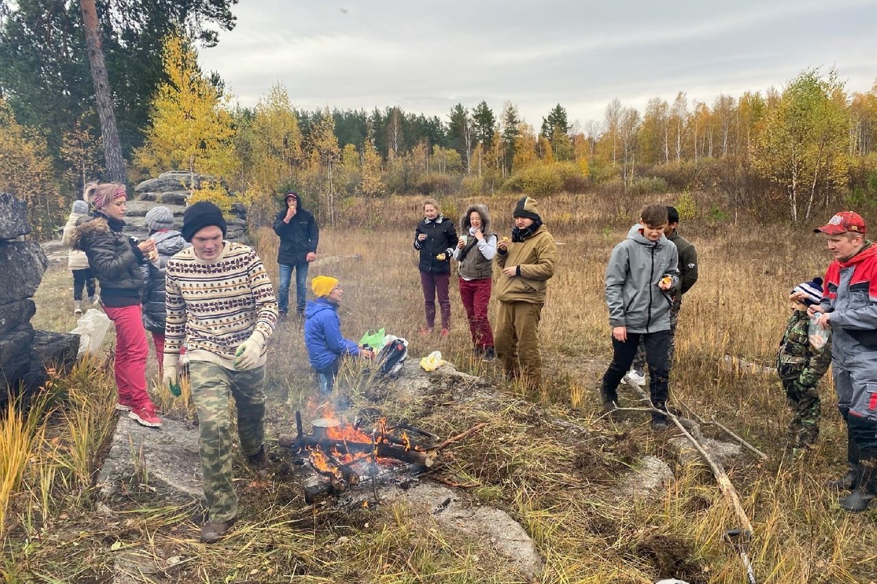 Погода в норкине. Экопоходы Норкина. Экопоход Обнинск. Экопоход 3 класс. Карелия конец мая 2021 год обеды экскурсионных групп фото людей.