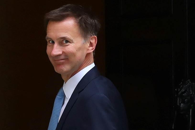 Экс-глава МИД Британии может претендовать на место Джонсона - Фото 1