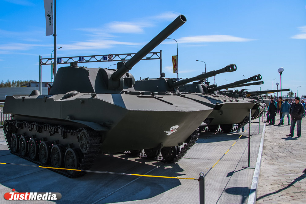 Фото военной техники с буквой z