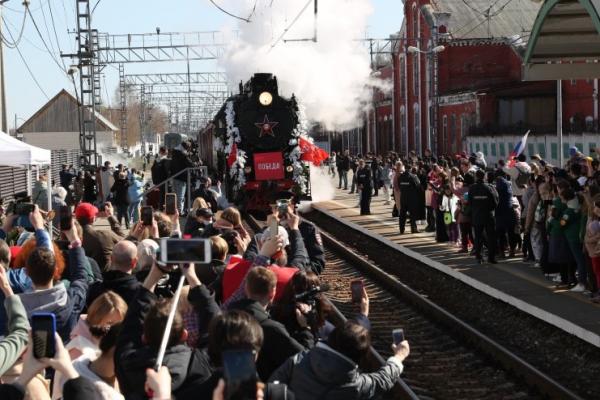 Завтра в Екатеринбург прибудет ретропоезд «Эшелон Победы»  - Фото 1