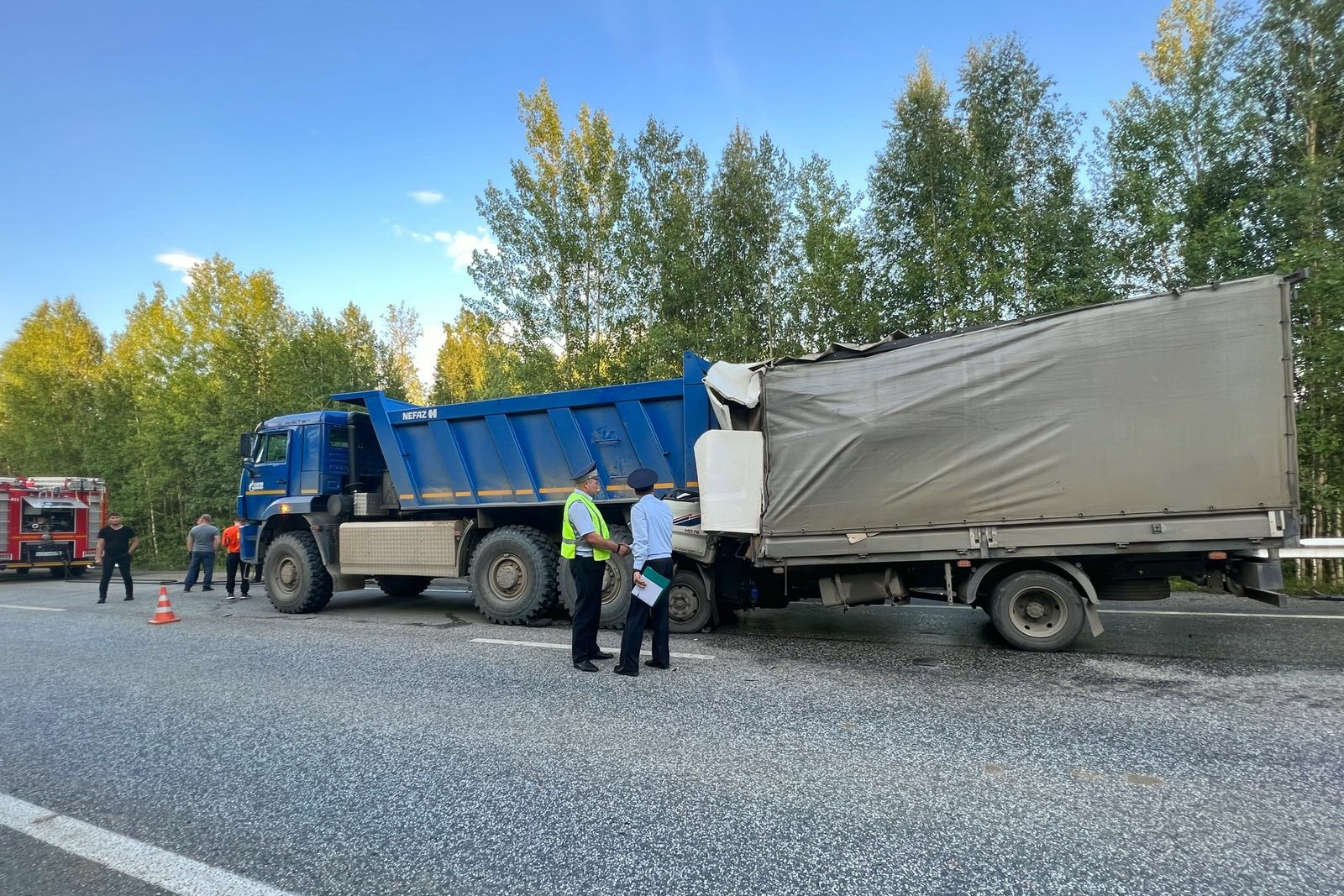 Водитель грузовика, не соблюдавший дистанцию, погиб в ДТП на Серовском  тракте - JustMedia.ru, 27.07.2023