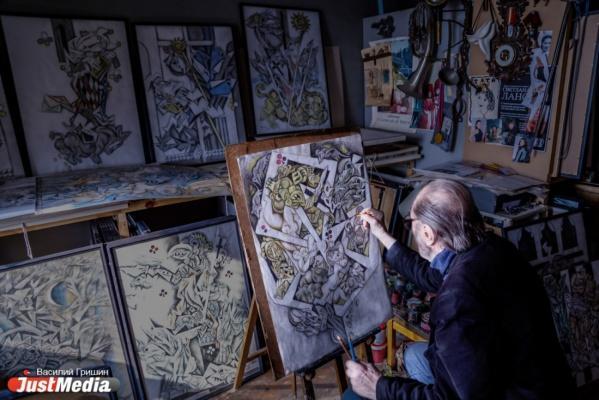 В краеведческом музее рассказали, как создают экспозицию для Музея Виталия Воловича - Фото 1