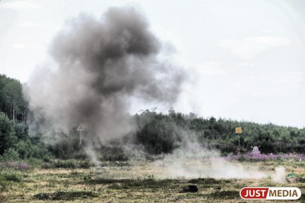 Очевидцы сообщают о мощном взрыве под Саратовом - Фото 1