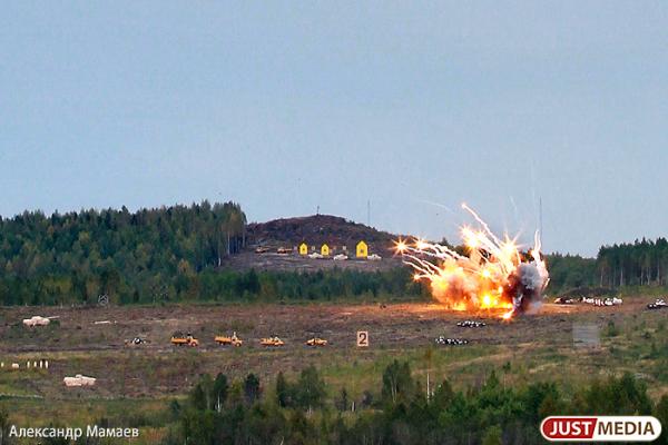 По штабу Черноморского флота Севастополя нанесли ракетный удар - Фото 1