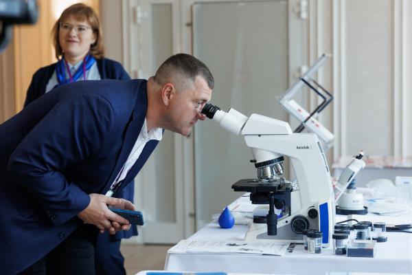 Свердловская область станет одной из передовых по быстрой и точной диагностике инфекционных заболеваний - Фото 1
