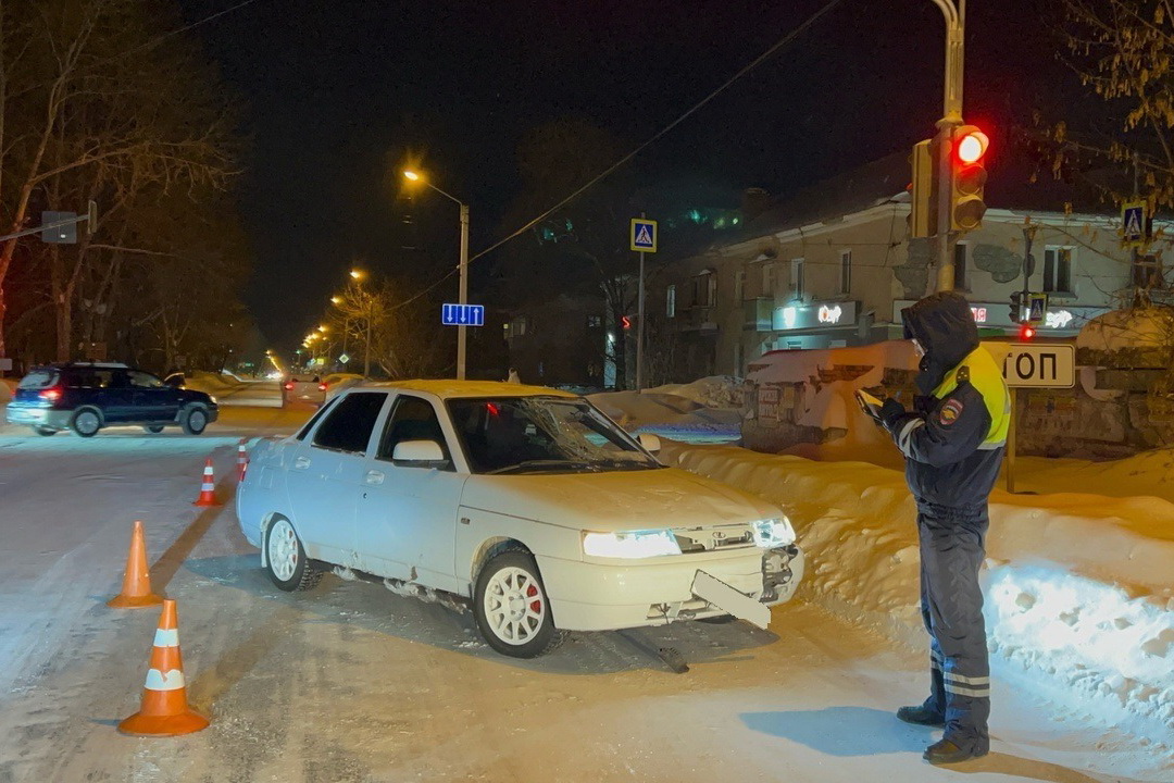 Под автомобили